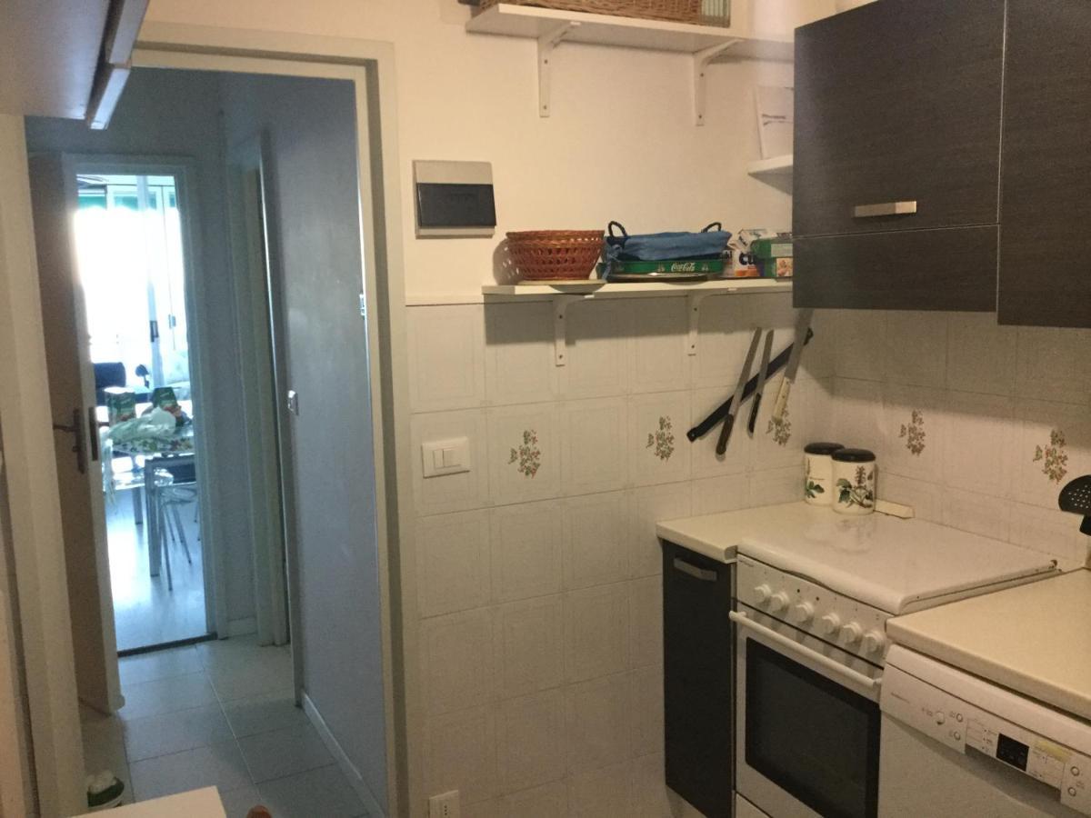 Marina Capo Pino Villa Sanremo Ngoại thất bức ảnh