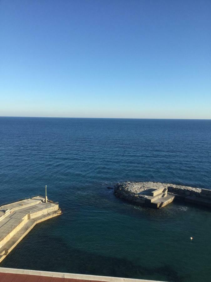 Marina Capo Pino Villa Sanremo Ngoại thất bức ảnh